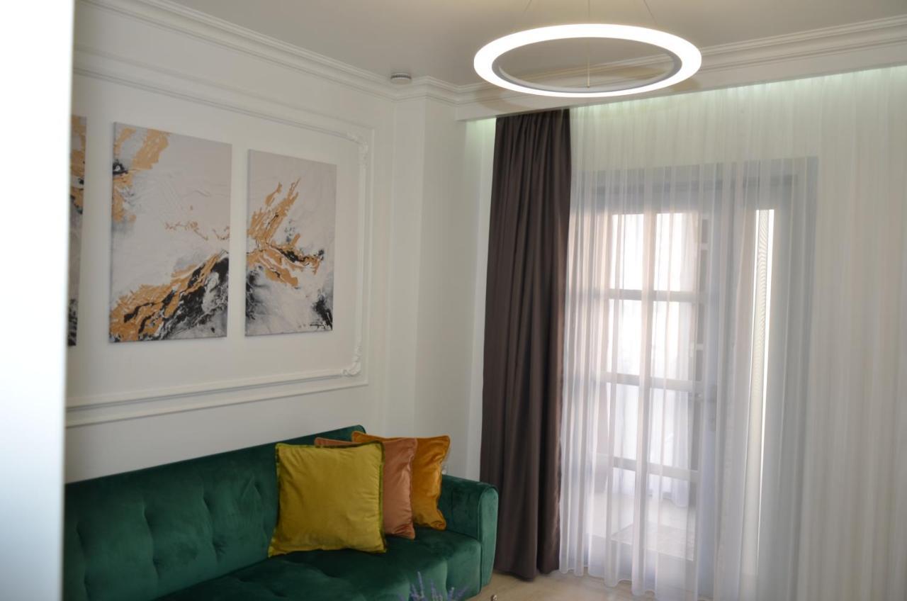 Luxury City Studios Куртя-де-Арджеш Экстерьер фото